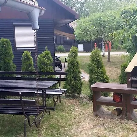 Park za odmor Hiska Catez Catez ob Savi